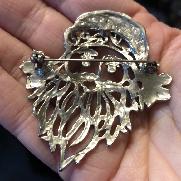 Unique Matte Silvertone Santa w/ Red & White Enamel & Rhinestone Eyes - Picture 2 of 2